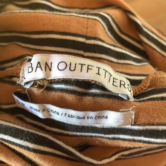 Urban Outfitters slim fitting Y2k 90s inspired striped turtle neck - Picture 5 of 6
